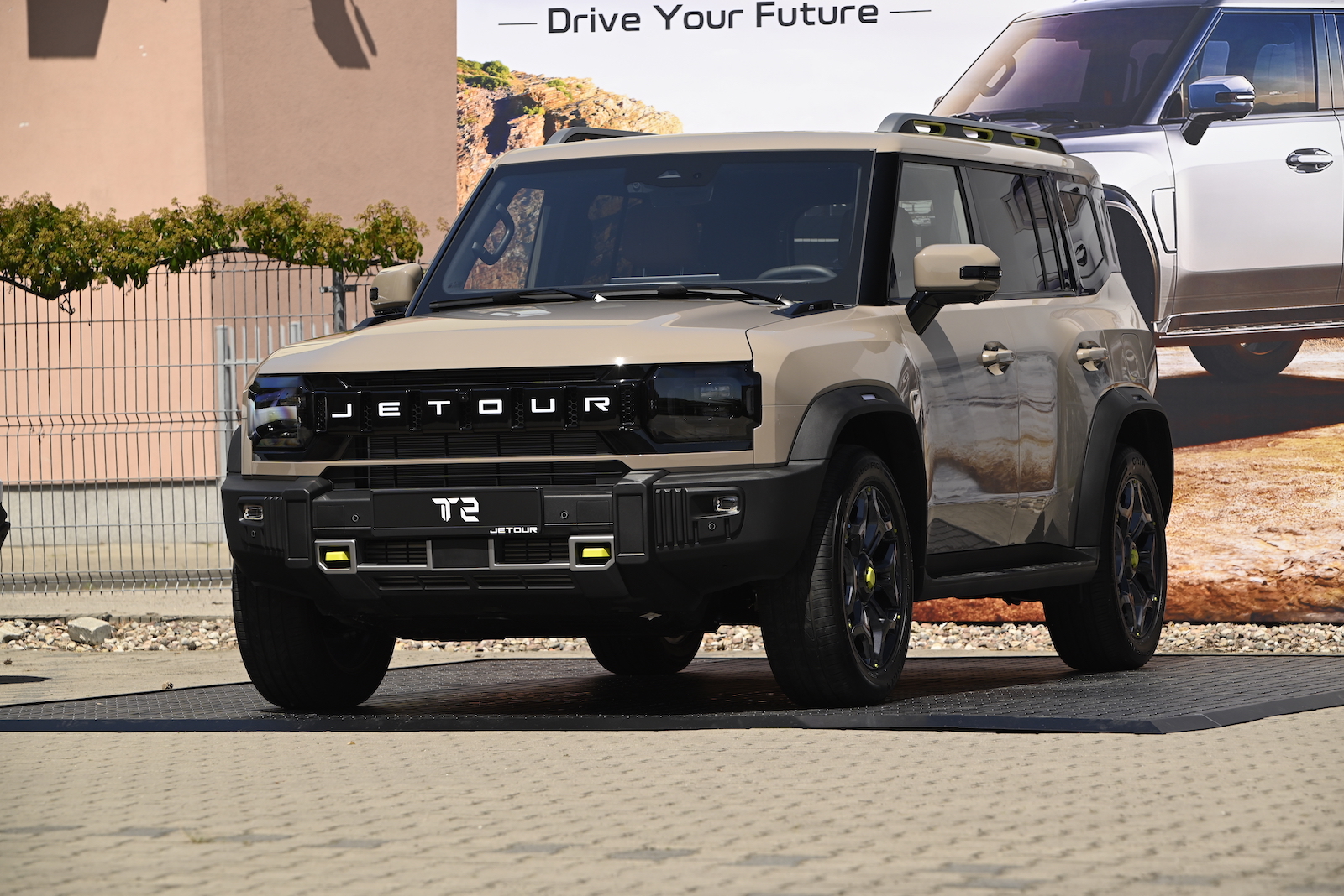Jetour T2