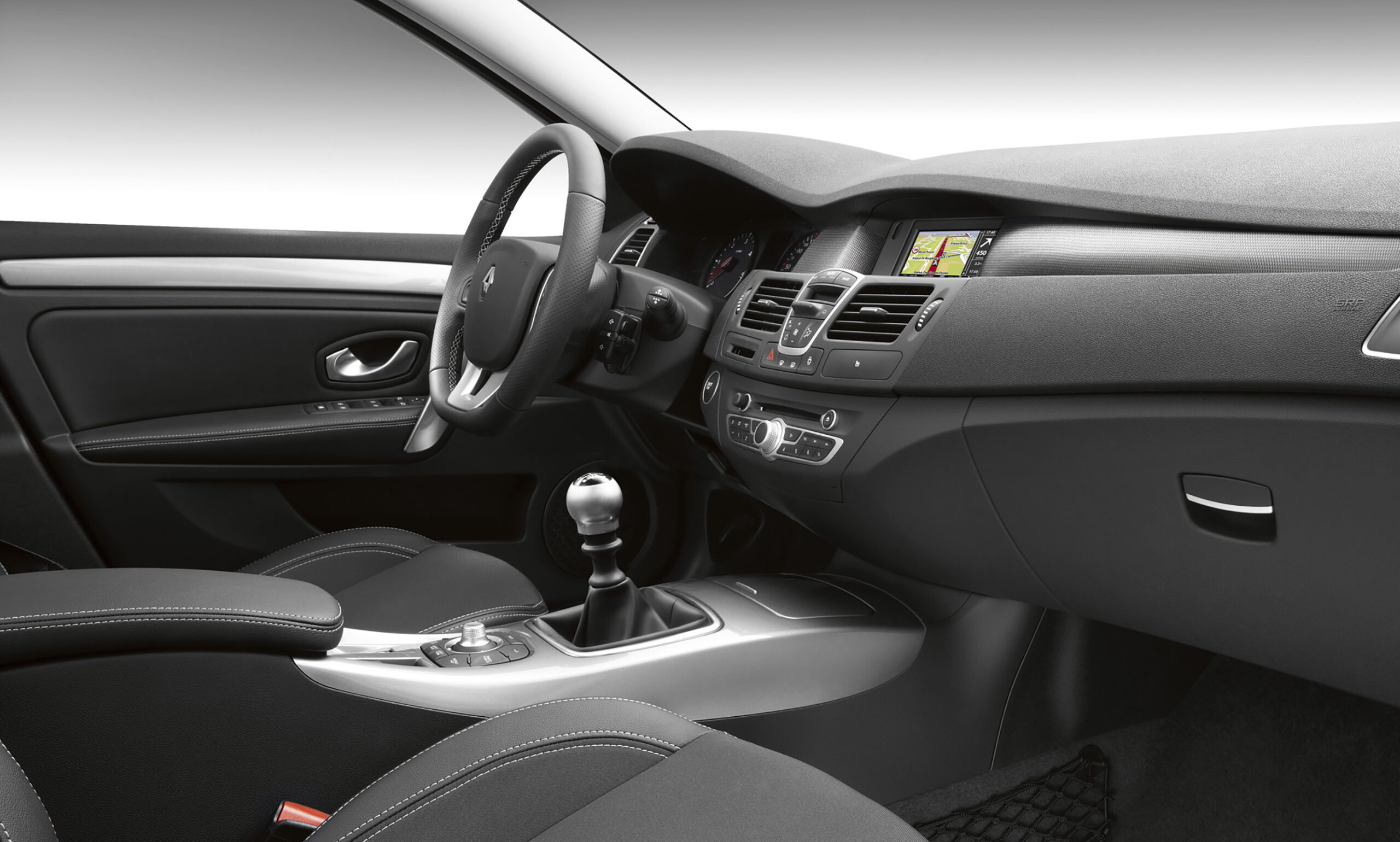 renault_laguna_02