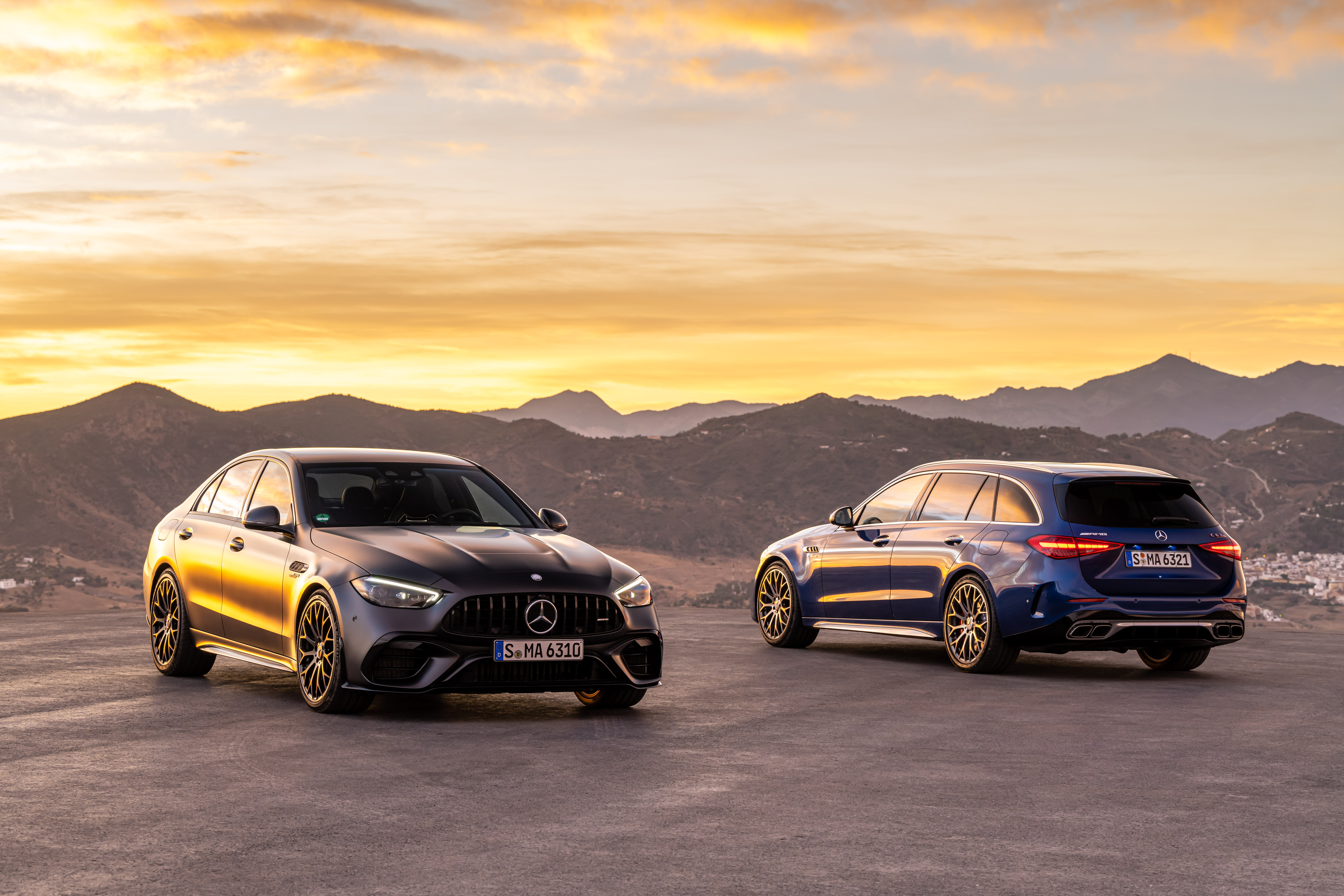 The new Mercedes-AMG C 63 S E PERFORMANCE (combined fuel consumption, weighted: 6.9 l/100 km; combined CO2 emissions, weighted: 156 g/km; combined electric energy consumption, weighted: 11.7 kWh/100 km) exterior: MANUFAKTUR graphit grey magno; interior: Nappa leather AMG black with grey contrast stitching;Combined fuel consumption, weighted: 6.9 l/100 km; combined CO2 emissions, weighted: 156 g/km; combined electric energy consumption, weighted: 11.7 kWh/100 km*