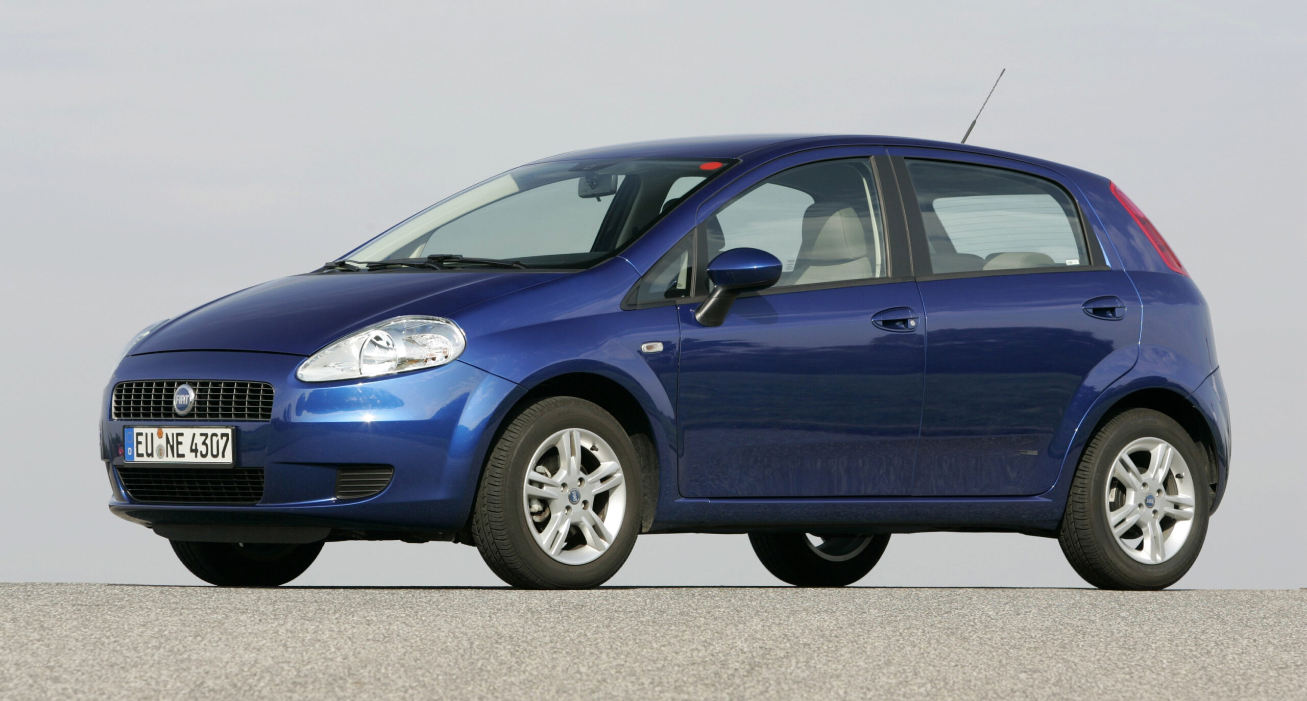 Fiat Grande Punto_01