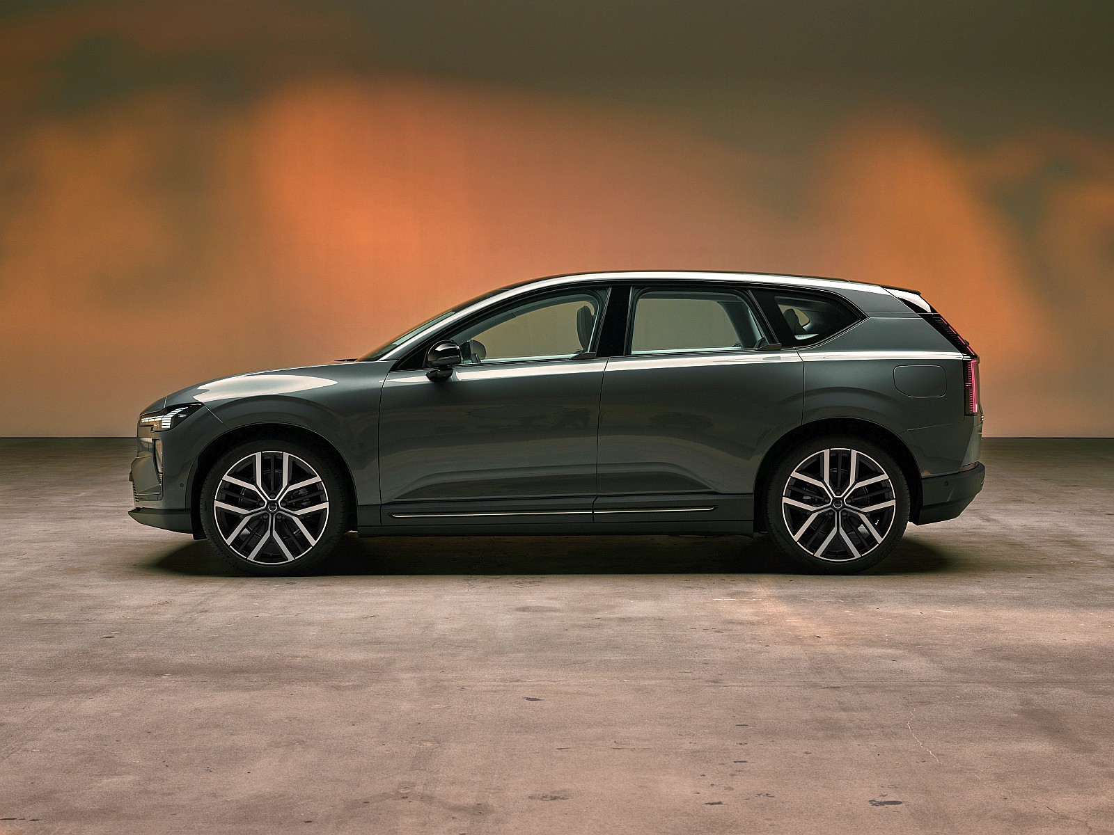 Volvo EX60