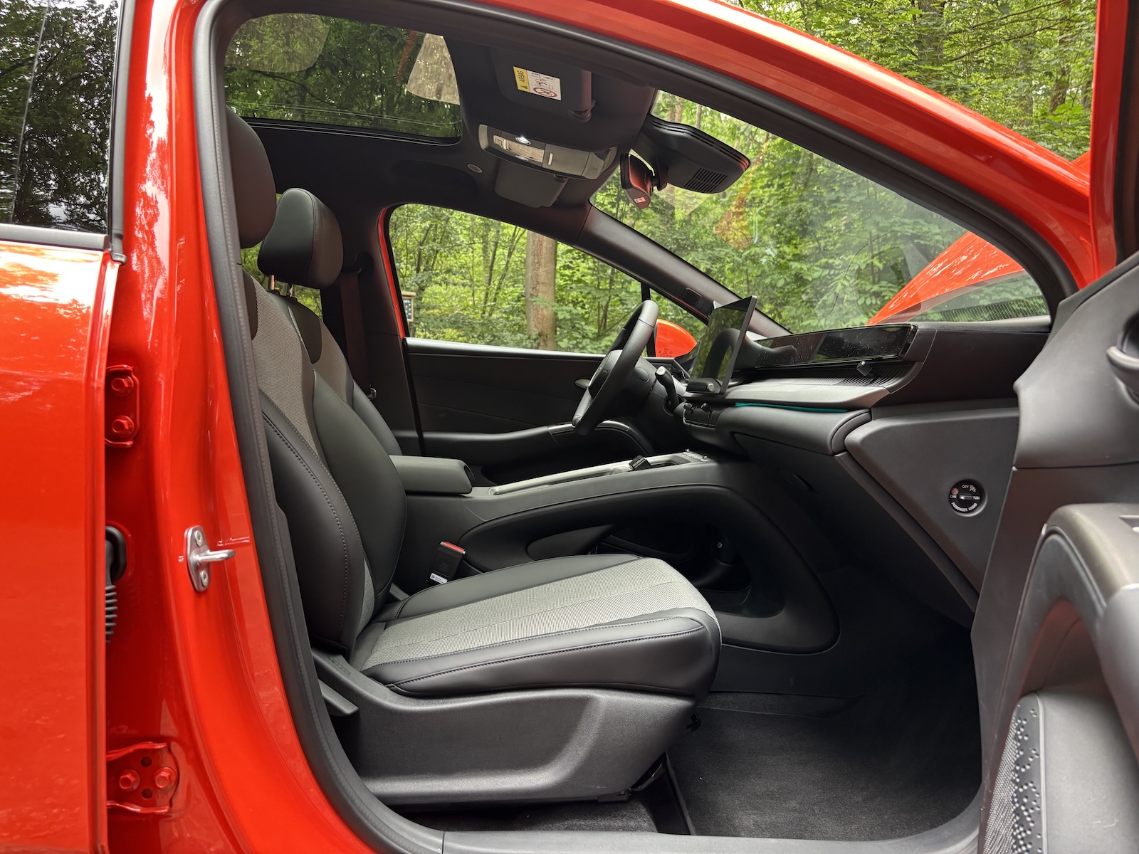 BYD Dolphin G DM-i