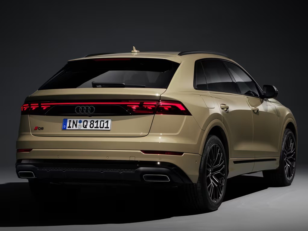 audi q8
