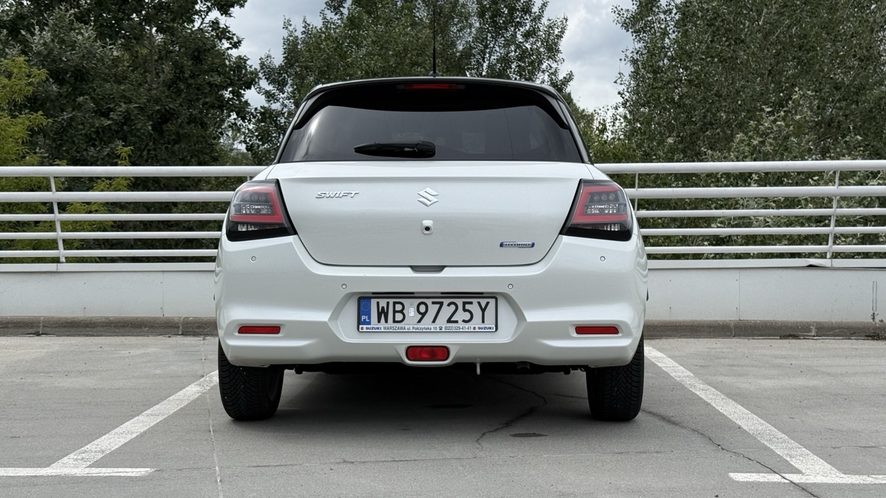 swift tył