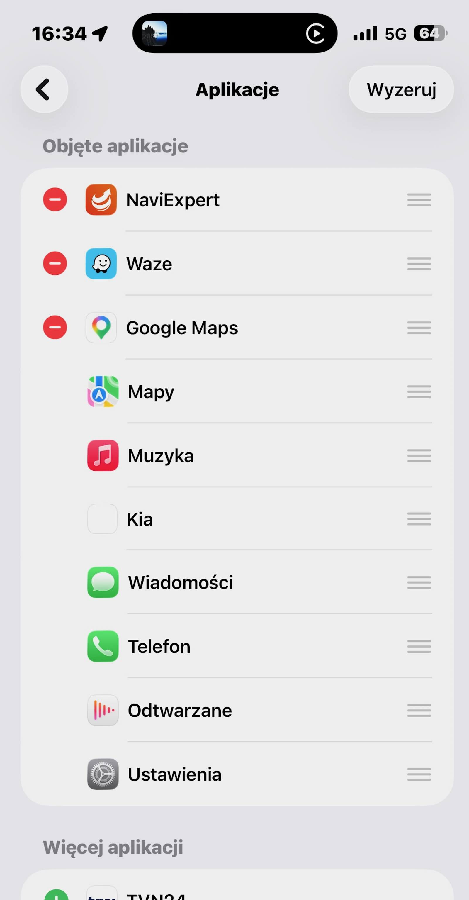 Ekran smartfona z aplikacjami do dodania lub usuwania